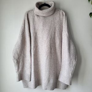 H&M wool blend tan long sleeve knit turtle neck sweater Size XXL